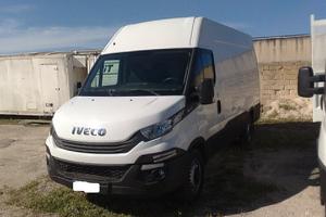 Iveco Daily 35s14 2.3hpt furgone di serie - 2018
