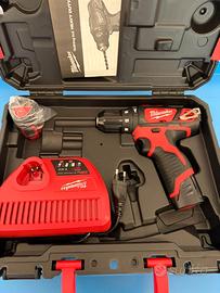 Milwaukee trapano M12BPD-202C completo, nuovo