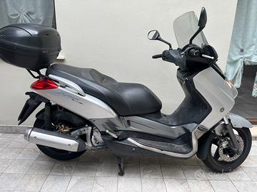 Yamaha xmax250 2009