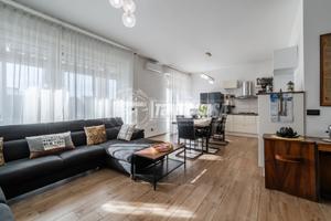 P.zza San Lorenzo: ampio 3 locali completamente ri