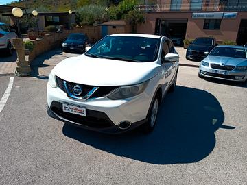 Nissan Qashqai 1.5 dCi Visia