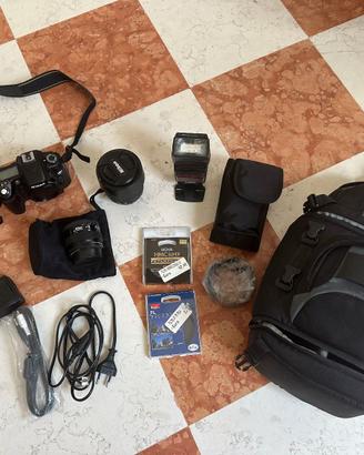 Kit Nikon D80 Completo con 2 Obiettivi Nikon