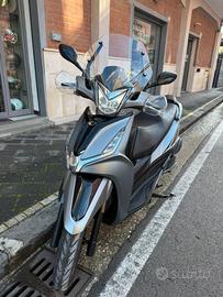 Kymco Agility 300