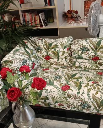 divani B&B,piuma d'oca con rivestimenti fioriti 