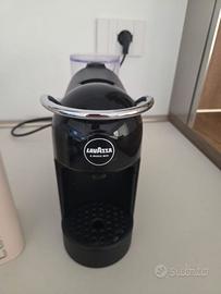 Lavazza Jolie Nera Macchina per caffè