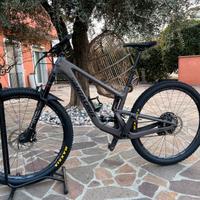 SANTA CRUZ TALLBOY R CARBON Tg. M