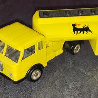 Autobotte Agip Lancia Esadelta scala 1:66