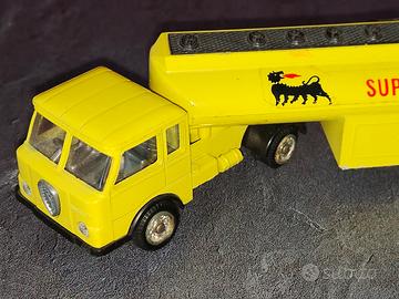 Autobotte Agip Lancia Esadelta scala 1:66
