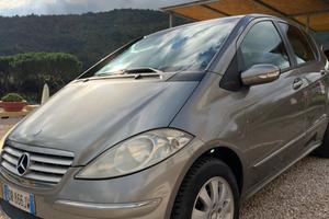 Mercedes-benz A 150 BlueEFFICIENCY Elegance