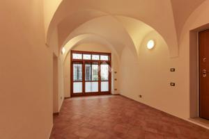2 LOCALI A SALÒ