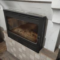Camino stufa legna  ventilato 