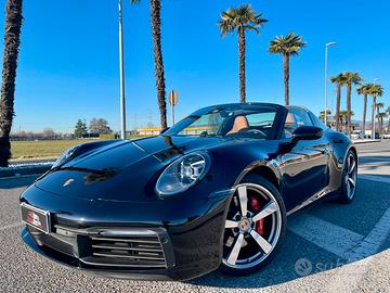 Porsce 911 targa 4S 3.0 (MANUALE)