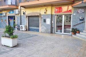 NEGOZIO A POMIGLIANO D'ARCO