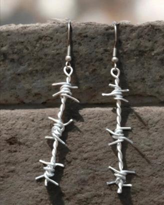 gioielli  orecchini wire filo spinato 