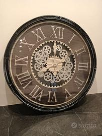 Orologio da parete con ingranaggi