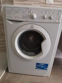 Lavatrice indesit