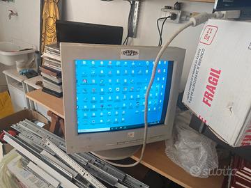 Monitor CRT 17 Pollici