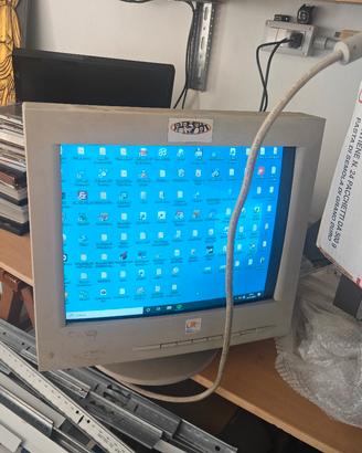 Monitor CRT 17 Pollici