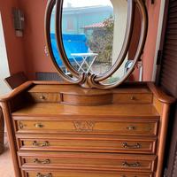 Como’ completo di specchio.