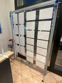 Espositore a tasche per vetrina