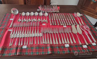 Servizio di posate d'argento