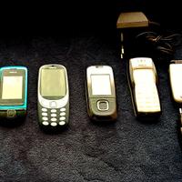 Cellulari vecchio tipo usati / 6 pezzi