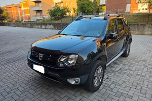 Dacia Duster Black Shadow 1.6 - 2017 - Benzina/GPL