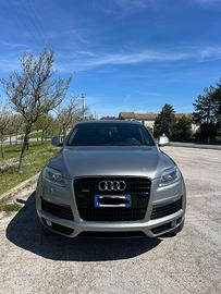 Audi Q7 s-line