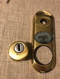 Placca esterna e defender