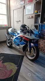 gsxr 750 1998