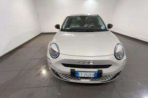 Fiat 600 Hybrid 136 CV DCT MHEV La Prima
