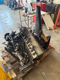 Motore mercedes 250  m114.920 revisionato da poco