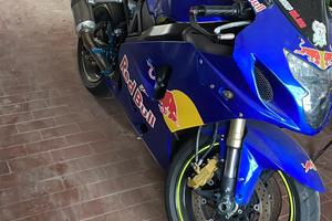 Suzuki Gsx r k4 600