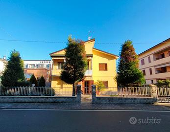 Casa singola in centro