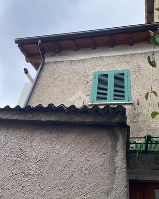 2 LOCALI A BELLEGRA