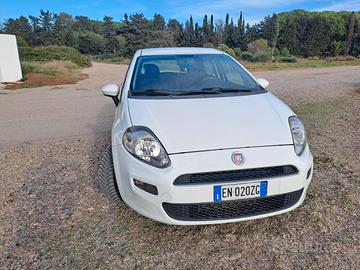 FIAT Grande Punto - 2012. 85 cv