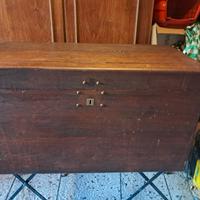 Baule per biancheria 