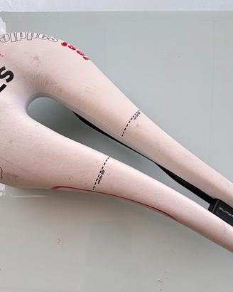 Selle Italia Novus Endurance TM Superflow S3