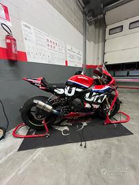 Suzuki gsxr 1000