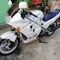 Honda VFR 750 F 1986