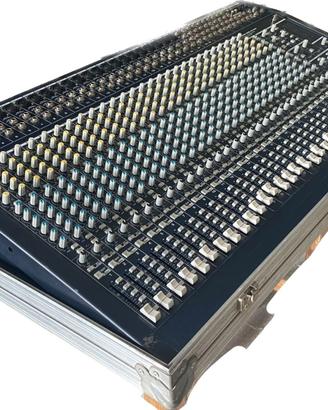 Mixer audio Behringer Eurodesk MX3282A - 32 canali