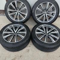 GOMME E CERCHI ORIGINALI AUDI Q8