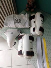 Attrezzatura taekwondo