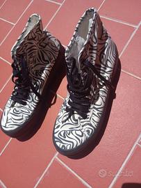 Scarpe converse nr 40 zebra donna
