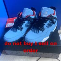 Jordan 4 Travis Scott (su ordinazione)