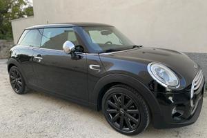 MINI Cooper D 1.5 116cv 2015 -  Black Edition