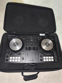 Traktor Kontrol S2 MK3 (console dj)