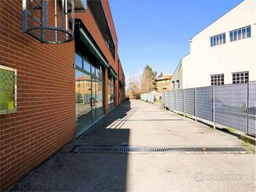 Immobile di 280 m² a Reggio Emilia