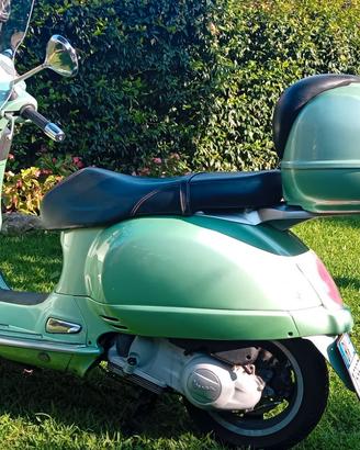 Vespa Piaggio Granturismo 200L (2003)