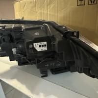 Fanale sinistro della Nissan Qashqai j11